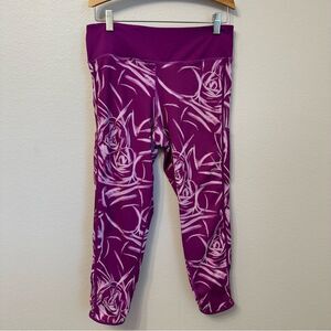 Champion Capri Leggings in Purple Rose Pattern